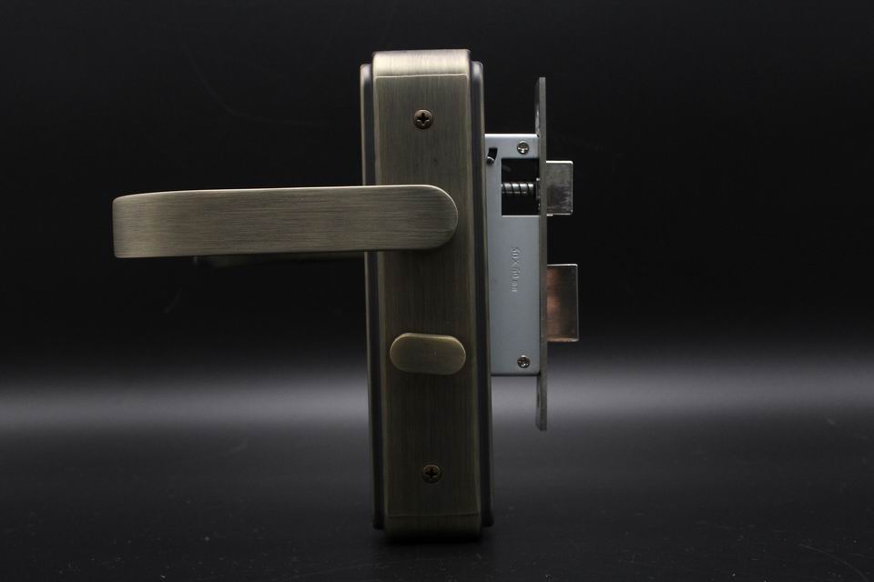 High quality stainless steel 304 toilet door lock with lock cylinder